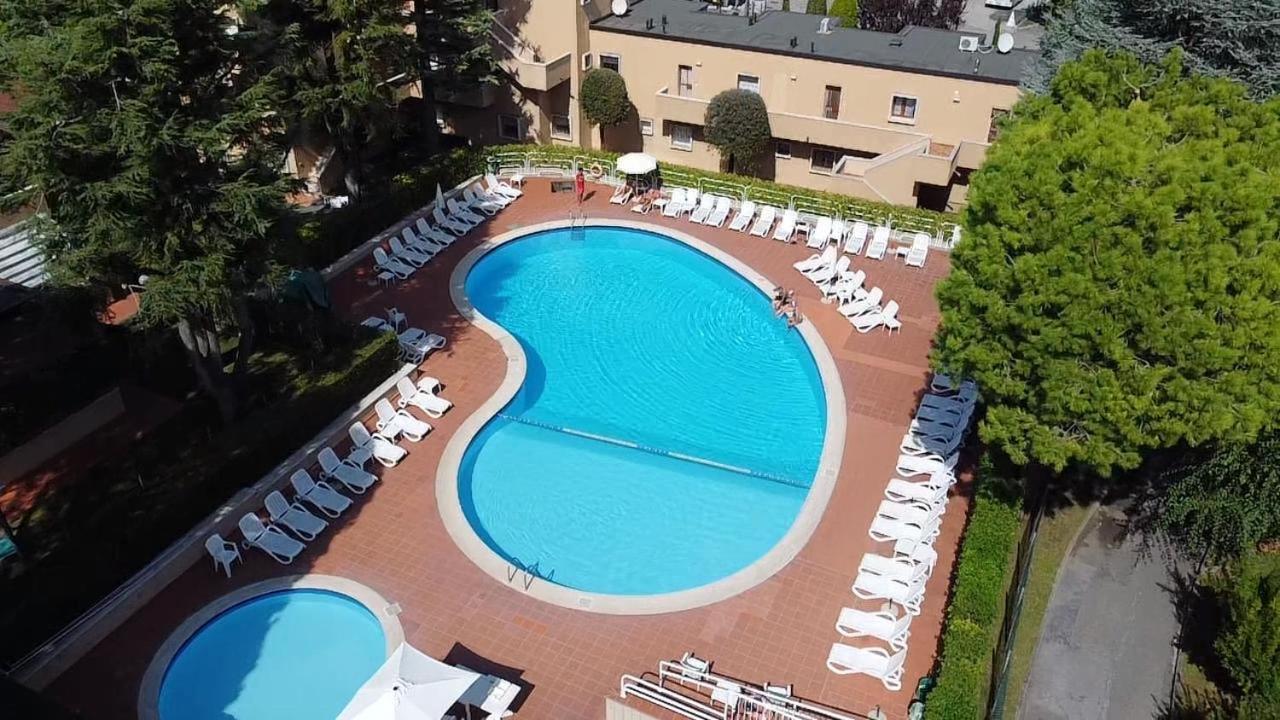 Nico'S Apartment Peschiera del Garda Esterno foto
