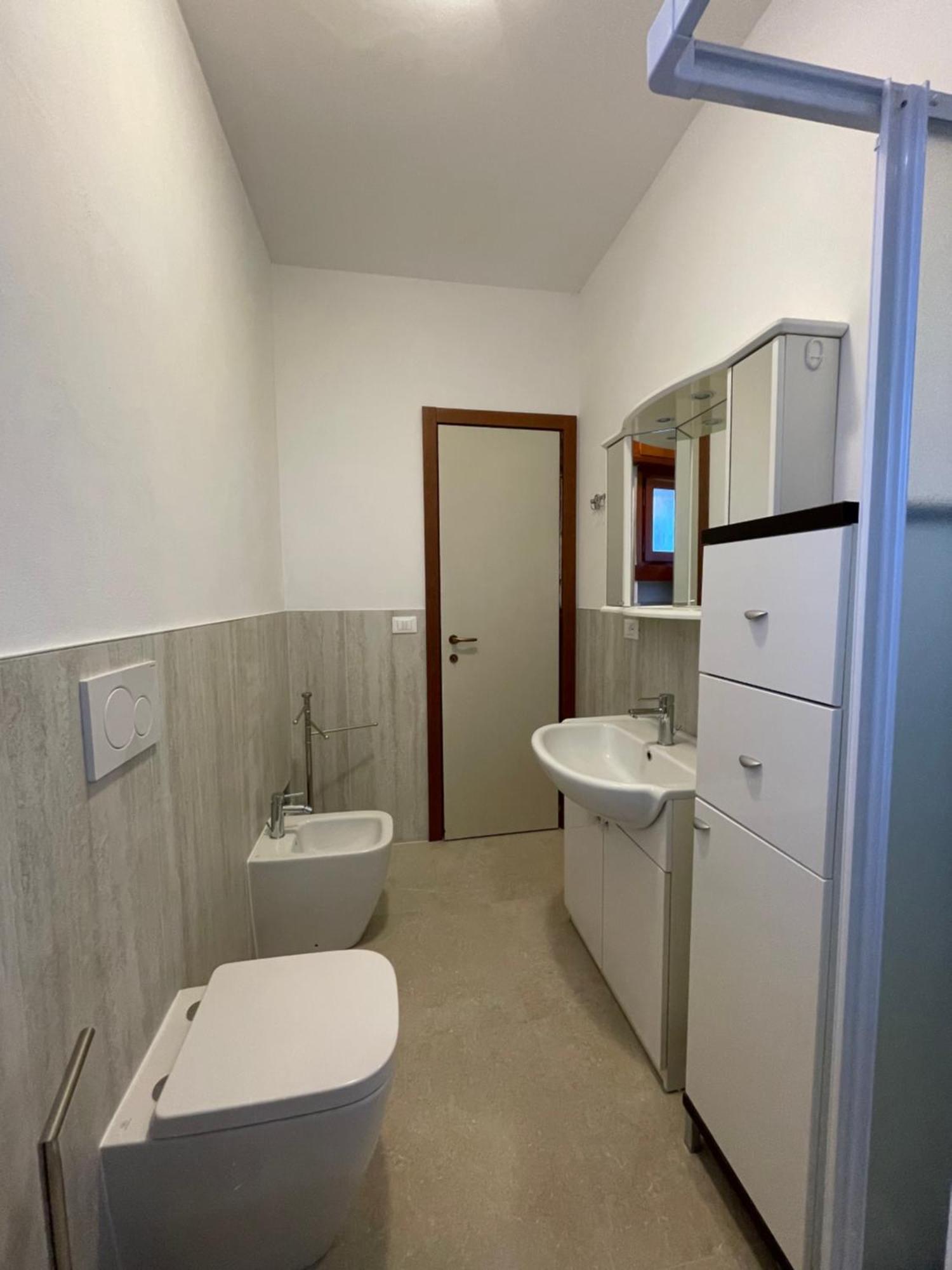 Nico'S Apartment Peschiera del Garda Esterno foto